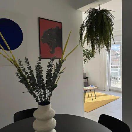 Apartment Ikarus